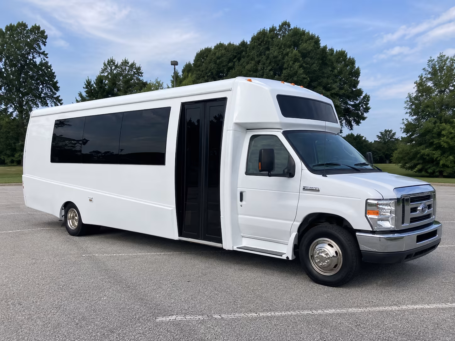 lacey 18 passenger party bus