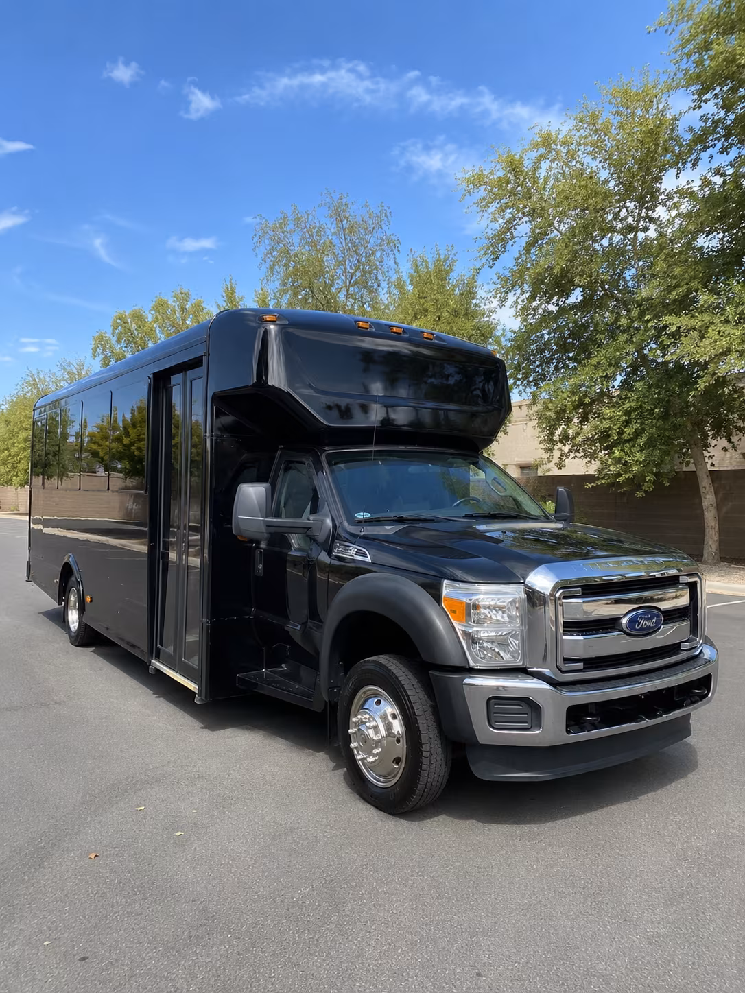 party buses with the amenities your lacey prom group wants