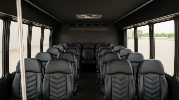 federal way 28 passenger minibus