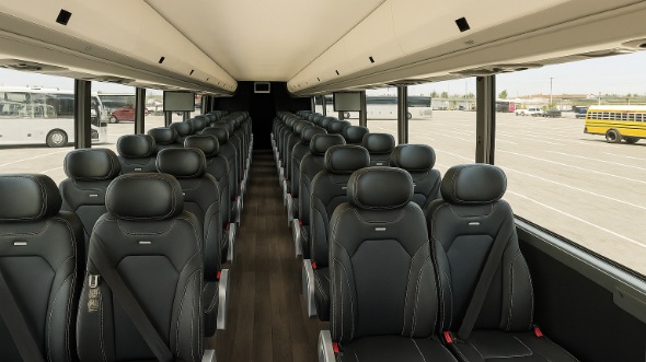 renton 28 passenger minibus